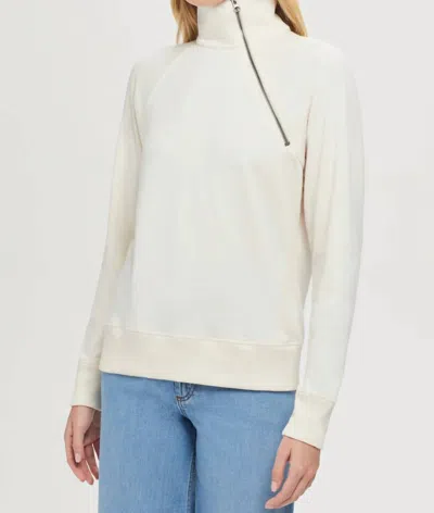 Goldie Raglan Zip Neck Sweatshirt In White Sand