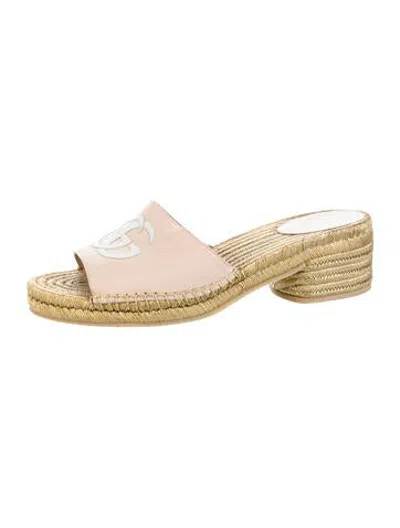Pre-owned Gucci Double G Logo Leather Espadrilles In Neutrals