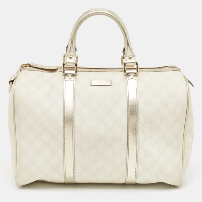 Pre-owned Gucci Off White/gold Gg Supreme Canvas And Glossy Leather Medium Joy Boston Bag