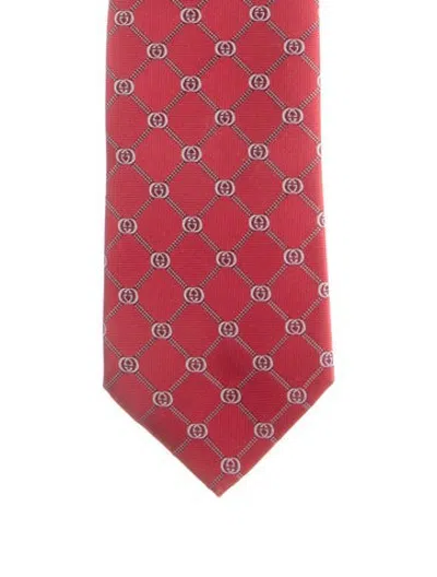 Pre-owned Gucci Silk Pattern Tie In Red