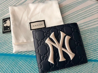 Pre-owned Gucci X New York Yankees Gucci Bi-fold Compact Wallet In Navy