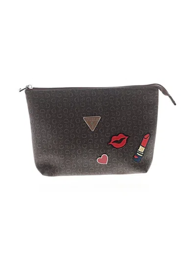 Pre-owned Guess Clutch In Gray