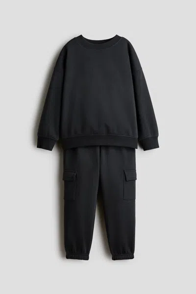 H&m Kids' 2-piece Brushed-inside Sweatshirt And Joggers Set In Black