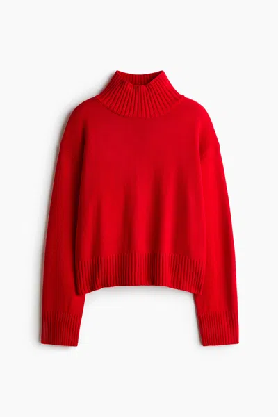 H&m Mock Turtleneck Sweater In Red
