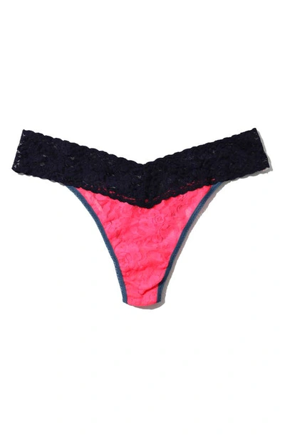 Hanky Panky Colorplay Original Lace Thong In Pink/black