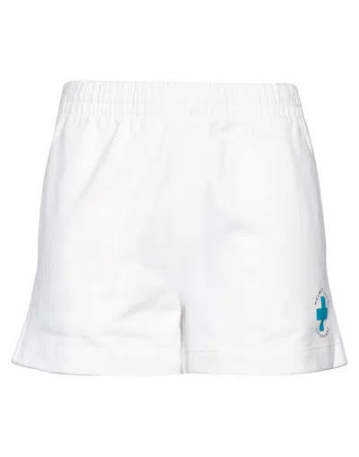 Helmut Lang Woman Shorts & Bermuda Shorts White Size S Cotton