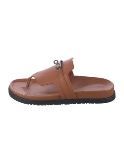 Pre-owned Hermes Empire Leather Flip Flops In Brown