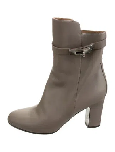 Pre-owned Hermes Leather Boots In Grey