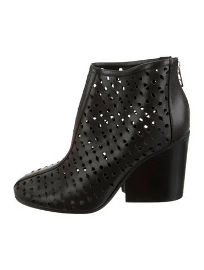 Pre-owned Hermes Milady Leather Boots In Black