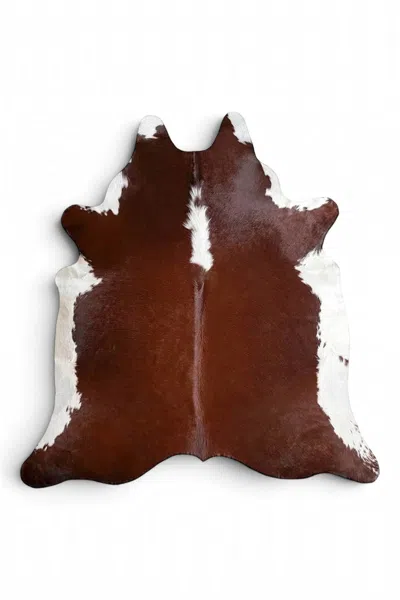 Infinity Leather Natural Cow Leather Brown White Cowhide Hairon Rug - Hereford In Burgundy