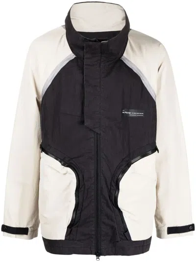 Iso.poetism Two-tone Padded Coat In Black