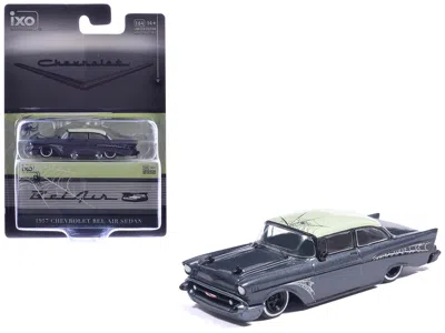 Ixo 1957 Chevrolet Bel Air Lowrider Gray Metallic With Light Green Top And Halloween Graphics 1/64 Dieca