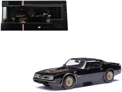 Ixo 1977 Pontiac Trans Am Starlight Black With Hood Graphics 1/43 Diecast Model By  Models