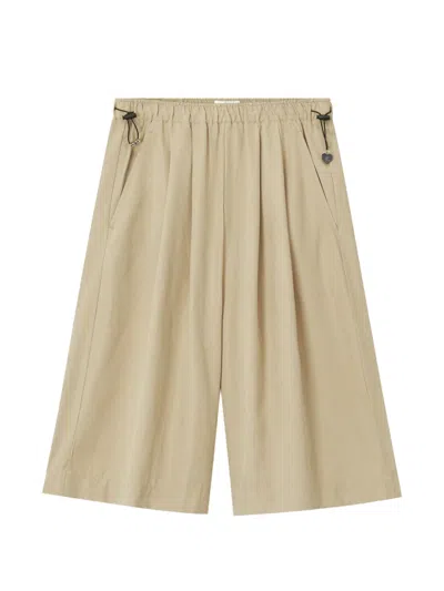 Izzue Elasticated Heart-charm Shorts In Neutral
