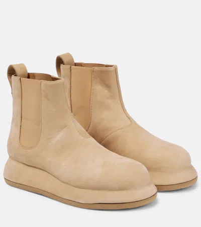Jacquemus Les Bottes Bricciola Leather Chelsea Boots In Beige