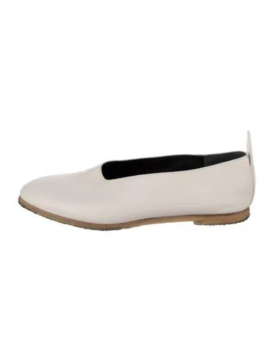 Pre-owned Joseph Leather Flats In White