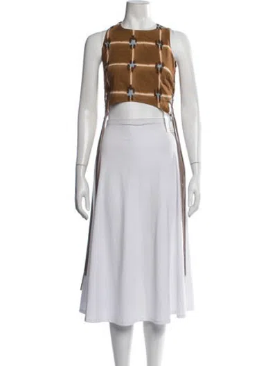 Pre-owned Just Bee Queen Graphic Print Crew Neck Crop Top In Brown