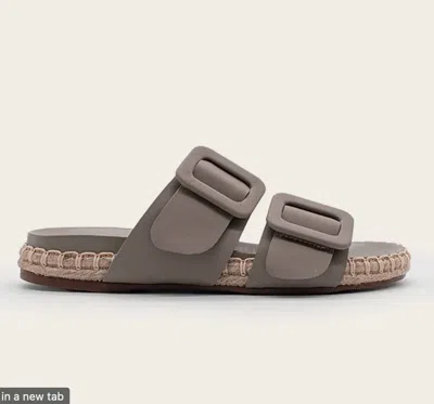 Kaanas Women's Tumbes Poolside Leather Sandals In Clay In Grey