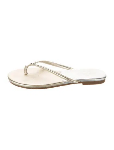 Pre-owned Kate Spade Leather Flip Flops In Gold/metallic