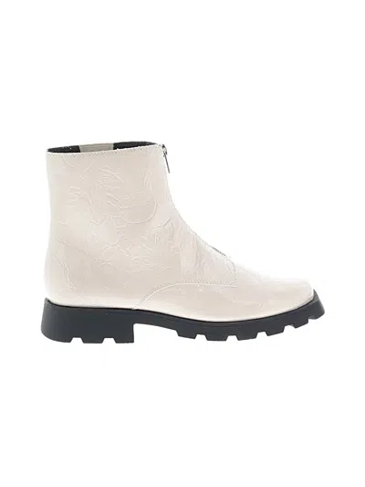Pre-owned Katy Perry Ankle Boots In Ivory