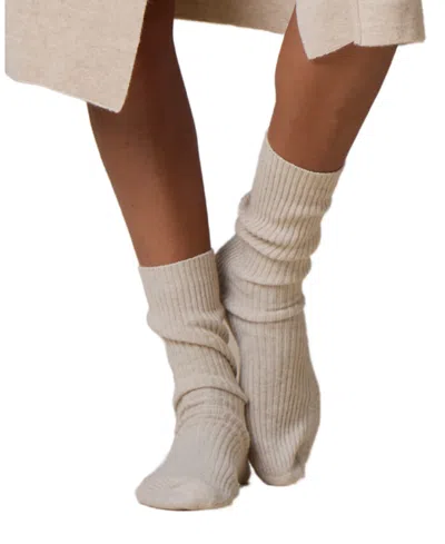 Kip. Merino Cashmere Sleep Socks In Neutral