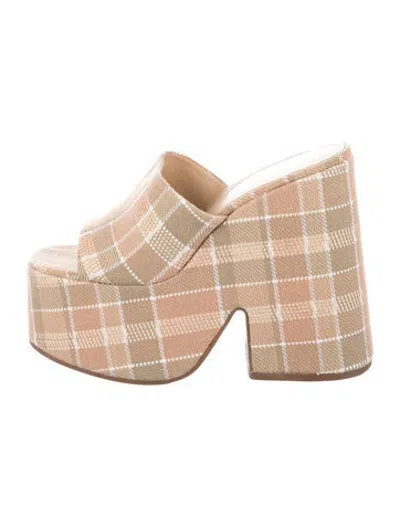 Pre-owned Larroude Plaid Print Sandals In Neutrals