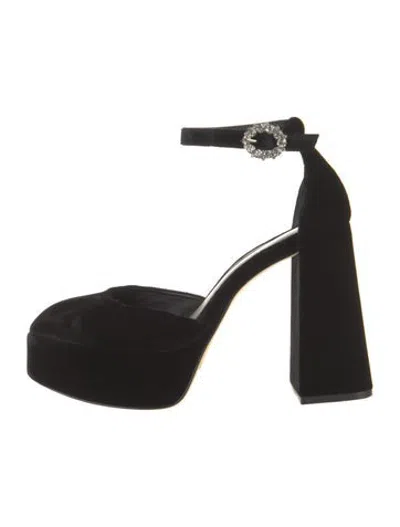 Pre-owned Larroude Velvet Pumps In Black