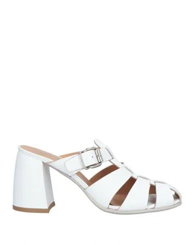 Laura Bellariva Woman Mules & Clogs White Size 8 Leather