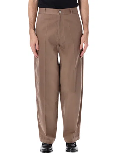 Lemaire Barrel Pants In Cotton Twill In Chesnut