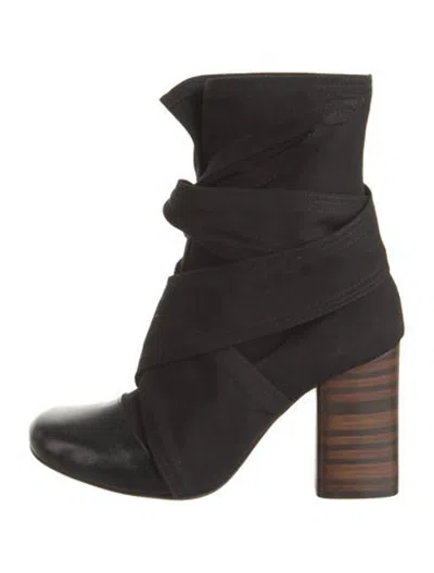 Pre-owned Lemaire Leather Boots In Black