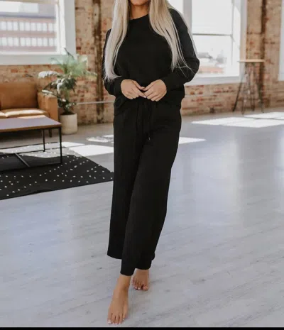 Liam & Company Two Piece Lounge Set In Black