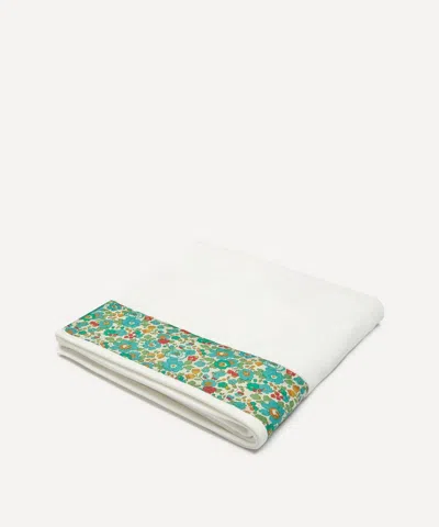 Liberty Betsy Bath Towel 70x140cm In Multi