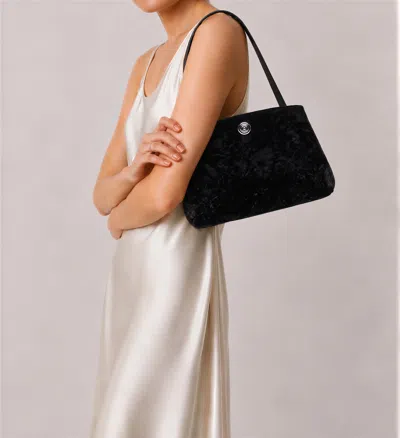 Liffner Pushlock Pouch Black Velvet