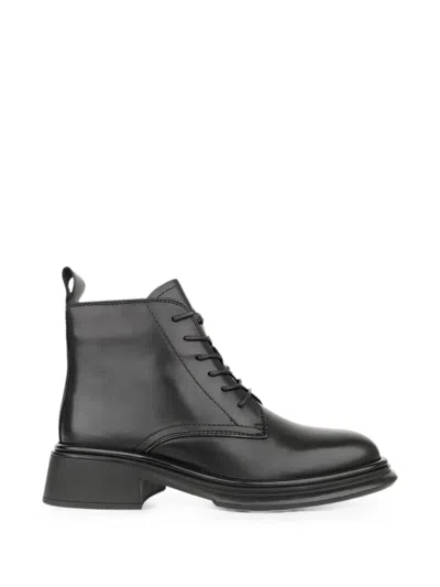 Linda Baumann Lace-up Ankle Boots In Black