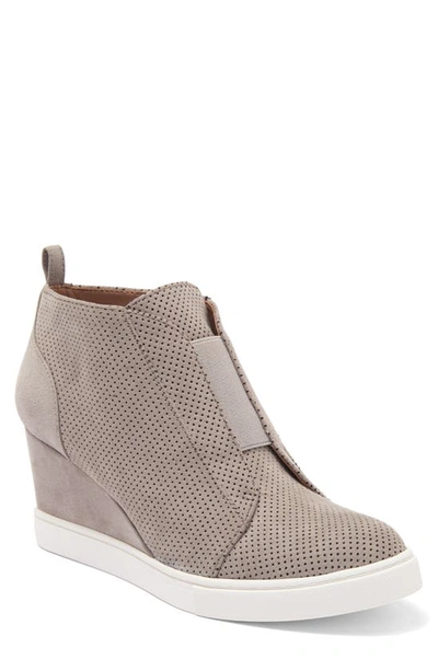 Linea Paolo Felicia Wedge Sneaker In Rock