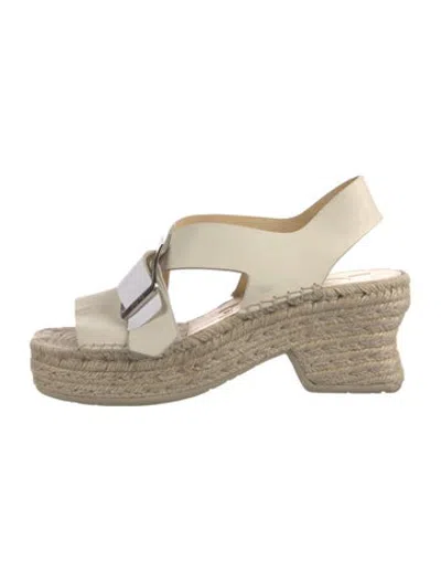 Pre-owned Loewe Canvas Espadrilles In White