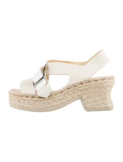 Pre-owned Loewe Leather Espadrilles In Neutrals