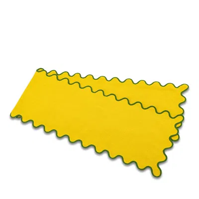 Lulu Powers Scallop Table Runner