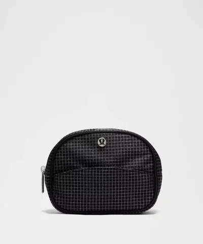 Lululemon City Essentials Mini Pouch 2l