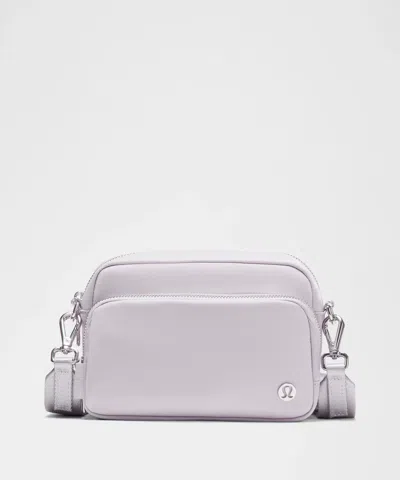 Lululemon Everywhere Crossbody Bag 2l