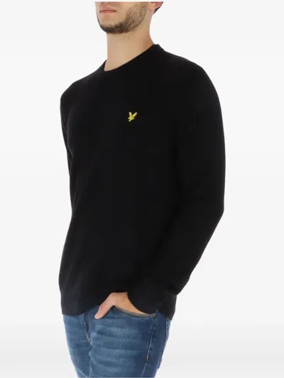 Lyle & Scott Embroidered-logo Crew-neck Sweater In Black