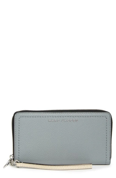 Marc Jacobs Continental Wallet Wristlet In Marshmallow Multi