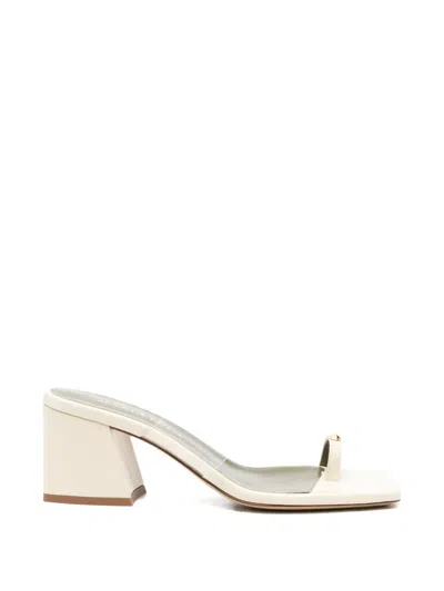 Maria Luca Toe-ring Sandals In White