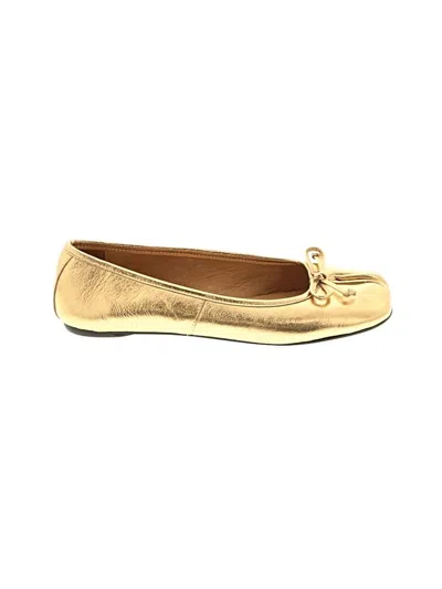 Pre-owned Matisse Flats In Gold