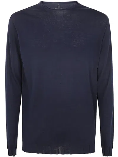 Md75 Classic Round Neck Pullover In Blue