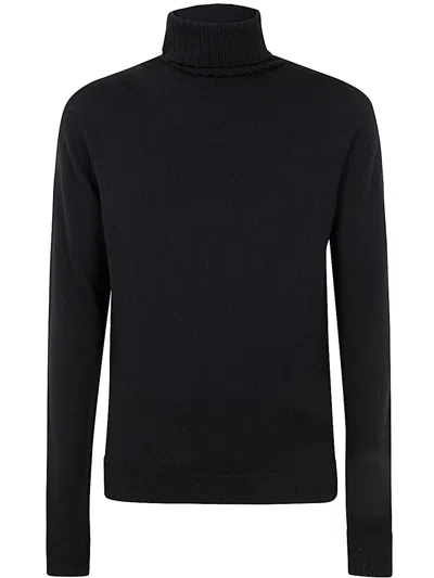 Md75 Turtle Neck Merinos Sweater In Black
