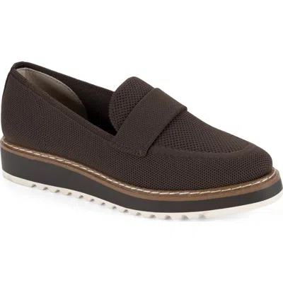 Me Too Barrett Loafer In Brown
