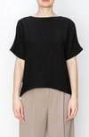 Melloday Textured Button Back Top In Black