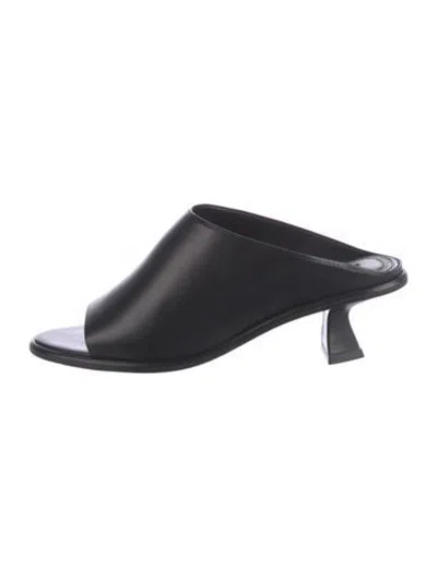 Pre-owned Mercedes Castillo Leather Mules In Black