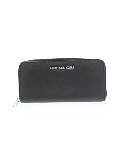Pre-owned Michael Michael Kors Wallet In Black